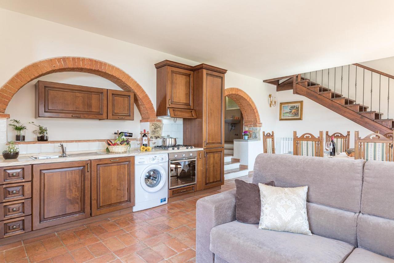 Villa Poggio Alle Case 페르지네발다르노 외부 사진