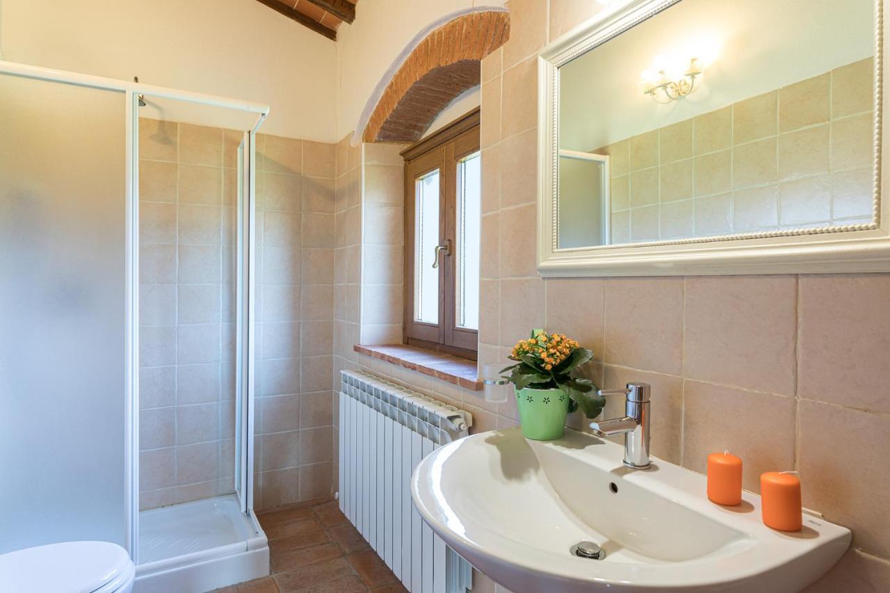 Villa Poggio Alle Case 페르지네발다르노 외부 사진